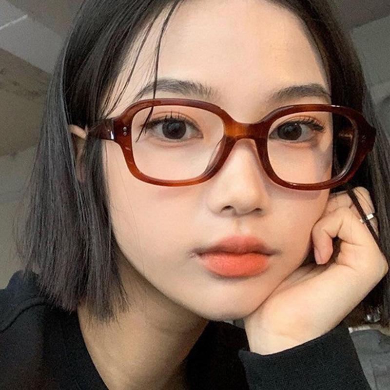 Women's Glasses Anti-Blue Light Fashion Personality Retro Artistic Modern Street Shooting Travel Commuter Rectangular Plain Glasses