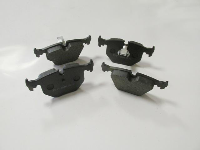 For Landrover Freelander2 2007 2012 Rear Brake Pad Wireless Disc 123X59,3X16,3 Bramax 34216761240