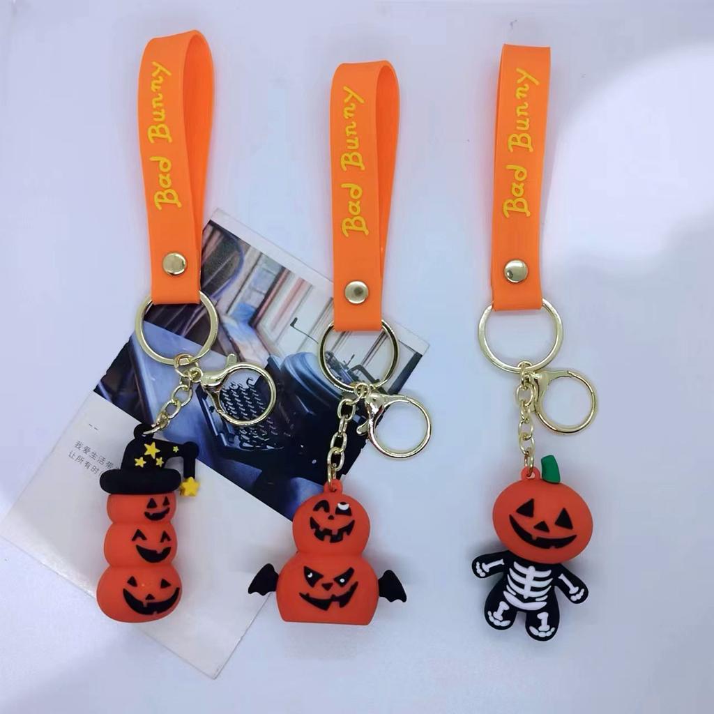 New Halloween Pumpkin Keychain Bag Car Keychain with Gift Personalized Gifts Y2k Fashion Toys Anime Cartoon Frind Kawaii Cute