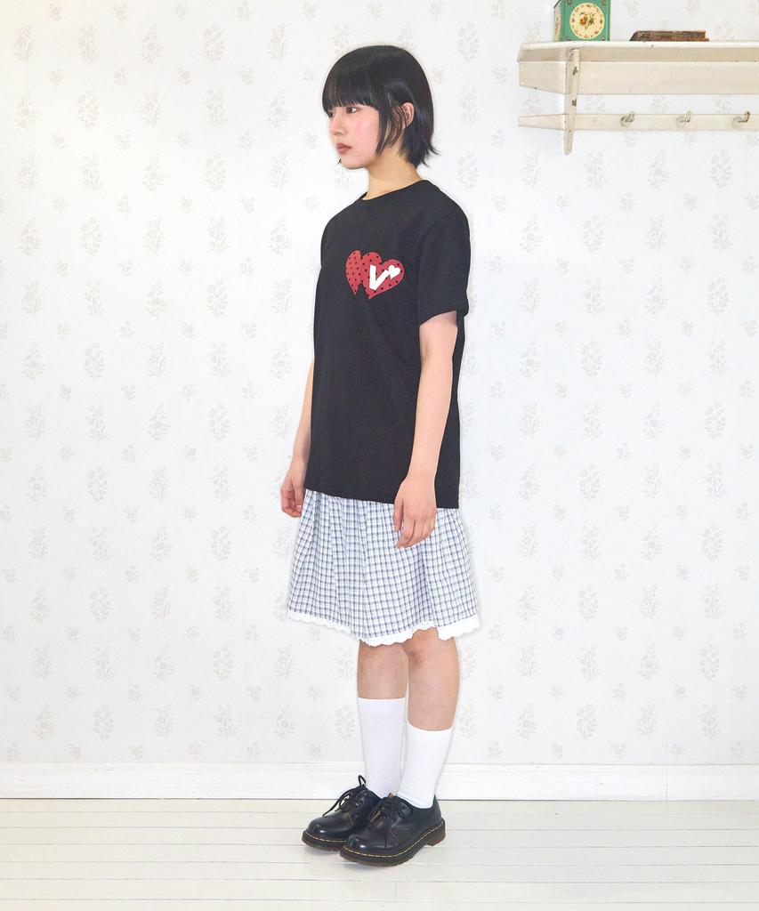 VIDEO JOCKEY Double Heart T-Shirt [Black]