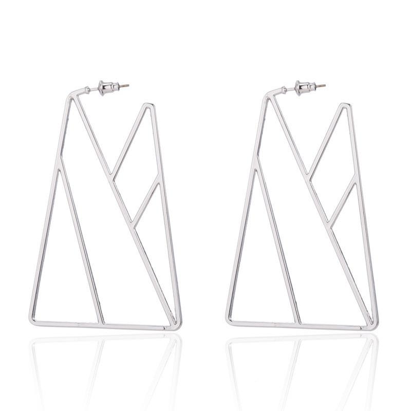 Трендовые геометрические серьги из сплава для женщин Модная уличная бижутерия
