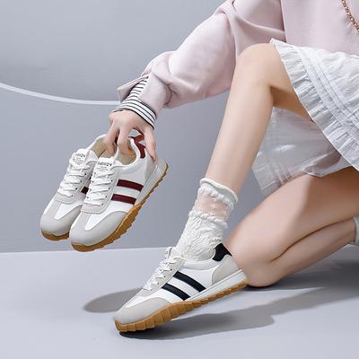 Повседневные кроссовки для женщин. Противоскользящие легкие кроссовки. Дышащие прогулочные кроссовки из искусственной кожи. Женские низкие кеды на шнуровке. Теннисная спортивная обувь.