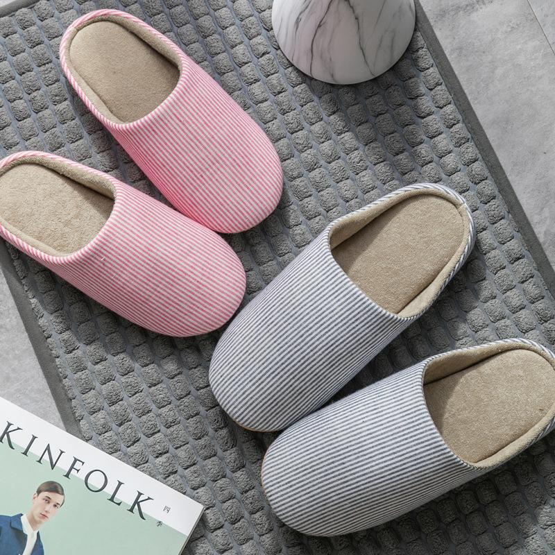 Домашние бесшумные тапочки в японском стиле, нескользящие домашние тапочки в клетку для пар, офисные тапочки для пар на четыре сезона для женщин