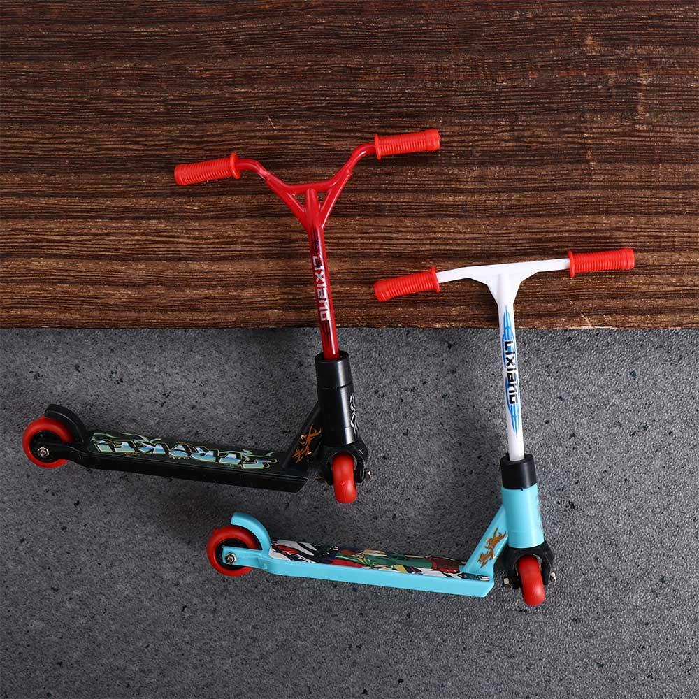 Removable Children's Educational Finger Skateboards Mini Scooter Mini Finger Scooter Finger Scooter
