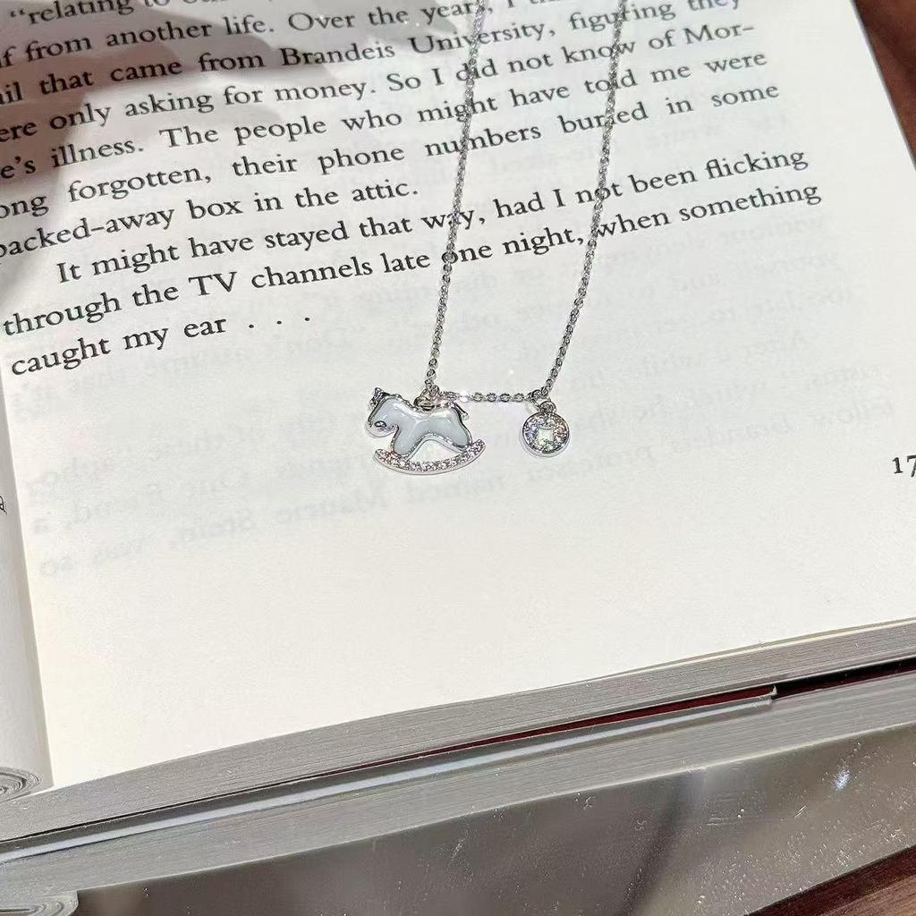 Zirconia Mother-of-Pearl Zodiac Little Horse Necklace - Элегантная китайская стиль цепь на ключицу