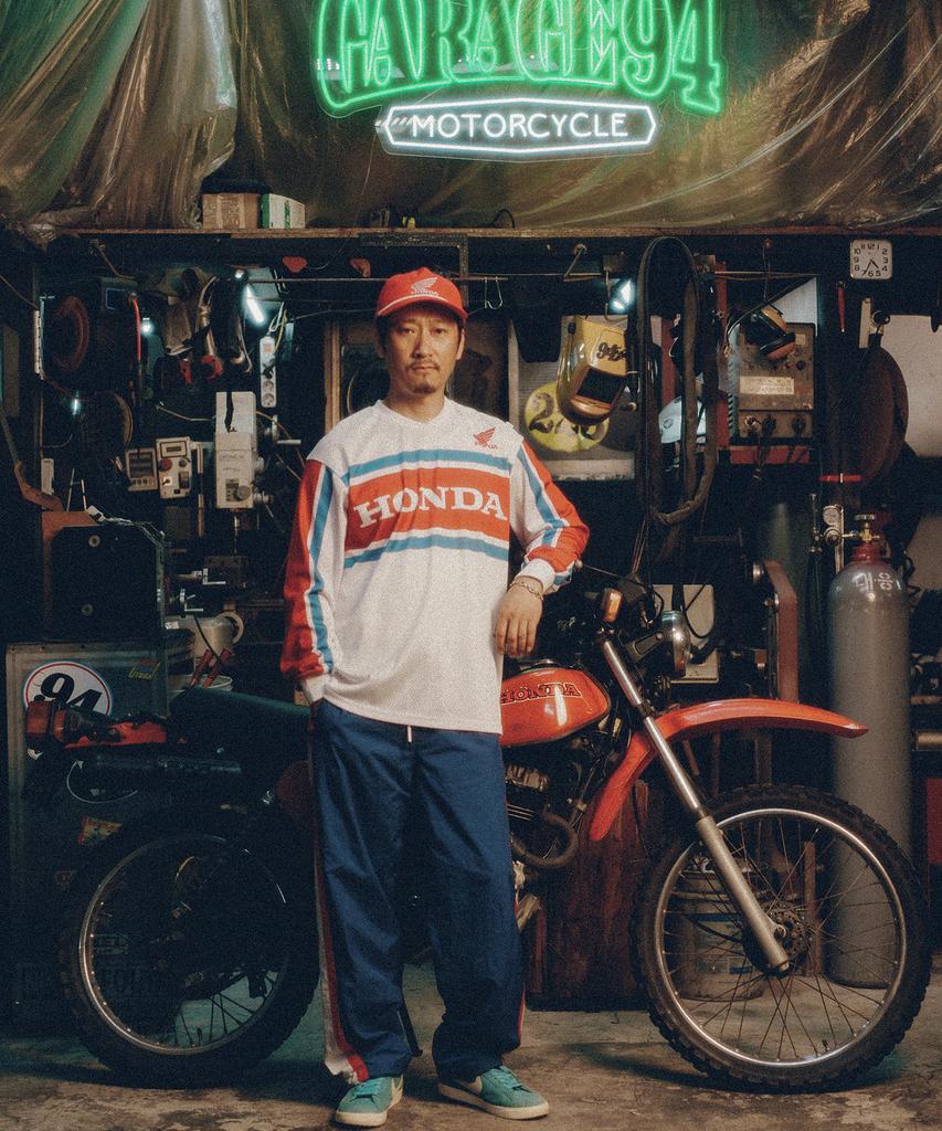PHYPS MOTORCYCLE Honda Vtg Кепка Тракер_Красный