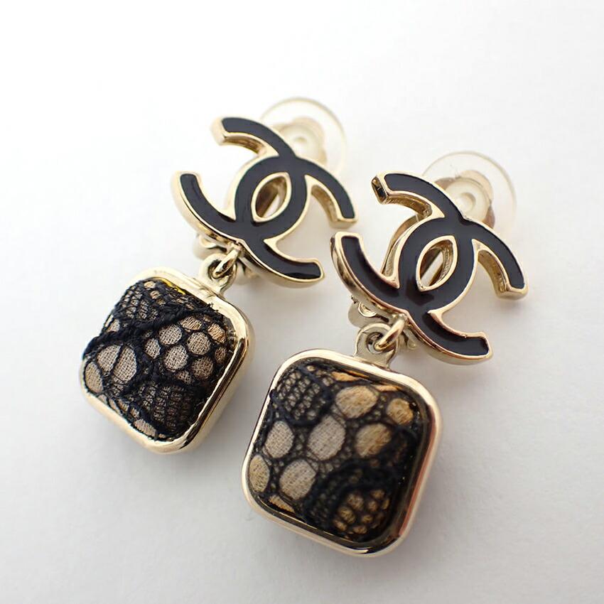 [Подержанные] Серьги-пусеты CHANEL Coco Mark с кружевом/j36-2