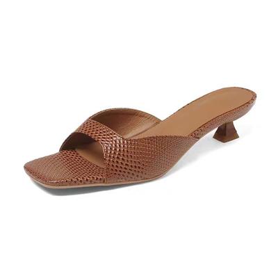 Мода Новые Женские Туфли на Высоком Каблуке Шлепанцы Лето Новая Мода Квадратный Носок Вьетнамки Сандалии Дизайн Открытый Носок Слингбэк Слайды Женские Туфли