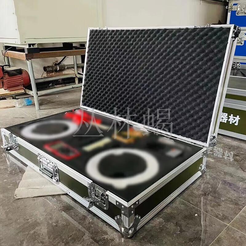 Jungle Scorpion Pro Double-Layer Aluminum Training Case