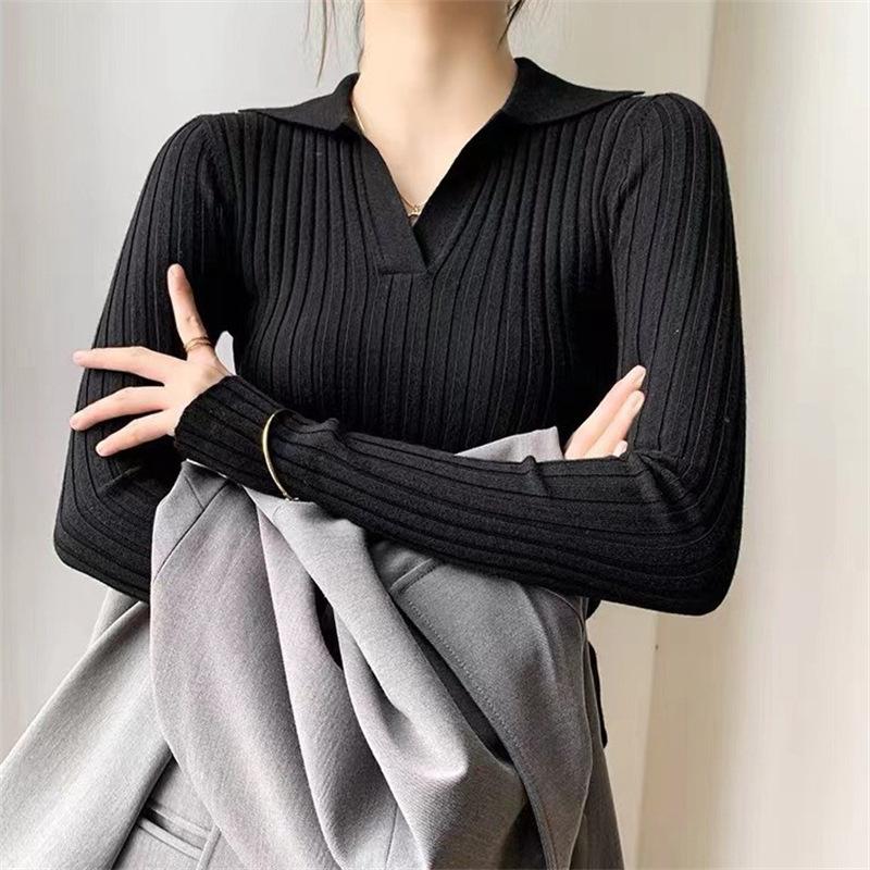 Весенняя облегающая рубашка с V-образным вырезом и длинными рукавами, с внутренней трикотажной подкладкой, модная и простая, в полоску, новый темпераментный свитер для женщин