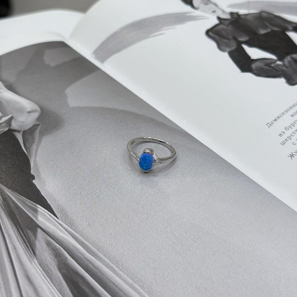 Серебряное кольцо с опалом 0.467ct, вес изделия 2,34 гр (2170143)