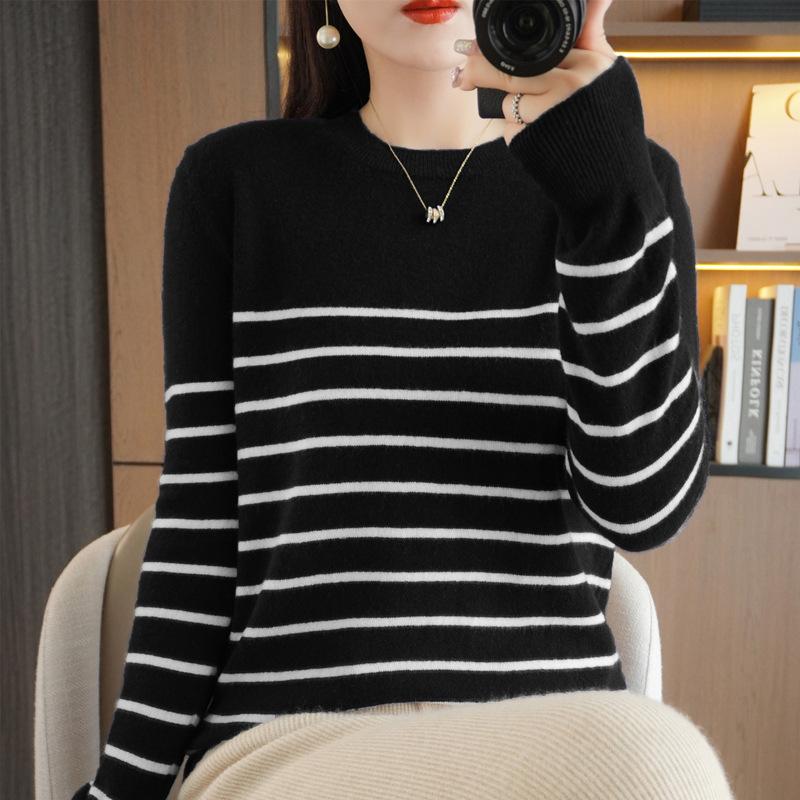 Autumn Striped Knit Sweater Women's Large Size Round Neck Loose Casual Long-sleeved Bottoming Shirt
