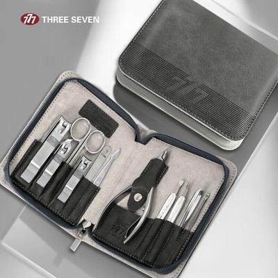 Набор кусачек для ногтей THREE SEVEN из 11 предметов