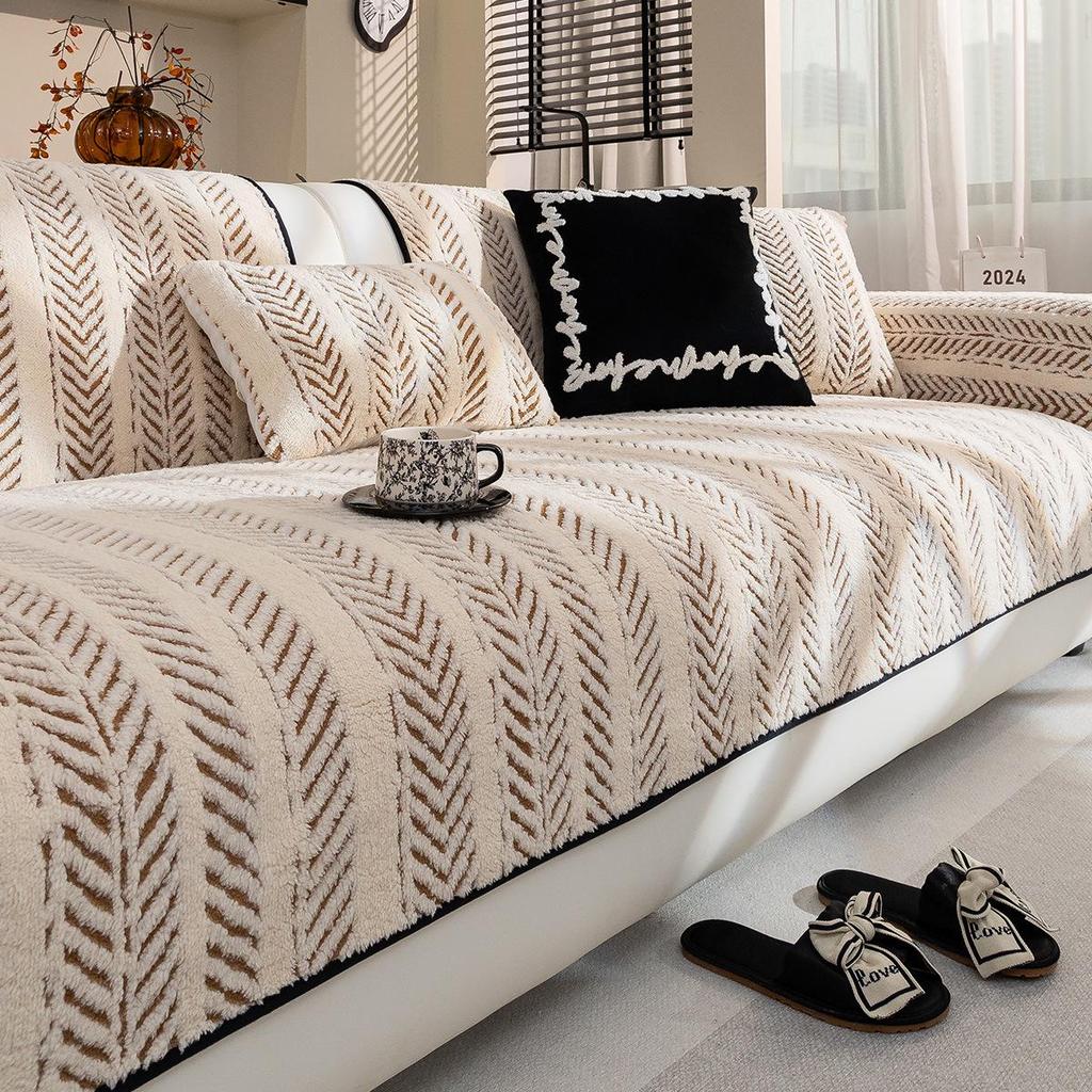 Плюшевая подушка для дивана: Новый стиль Осень/Зима 2025, Нескользящий чехол из кожи и ткани для четырех сезонов, Легкая роскошь, Высококачественный комплект одеял