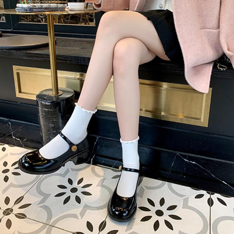 Туфли Mary Jane женские из искусственной кожи на высоком каблуке, студенческая мода, новые толстые каблуки 2024 года, повседневная классическая женская обувь на одной пуговице