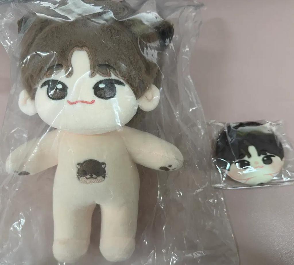 SEVENTEEN Unofficial Good Dino Doll Unopened 20cm + Bonus