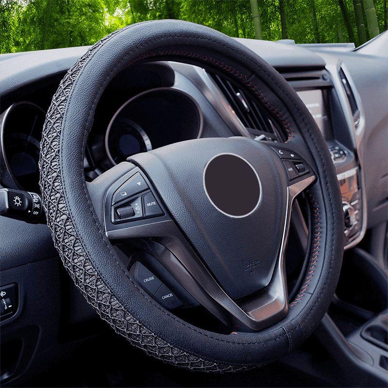 Good-Feeling Ice Silk Car Steering Wheel Cover, Universal for All Seasons, Non-Slip, Breathable, Sweat-Absorbent, Suitable for Thousands of Car Models