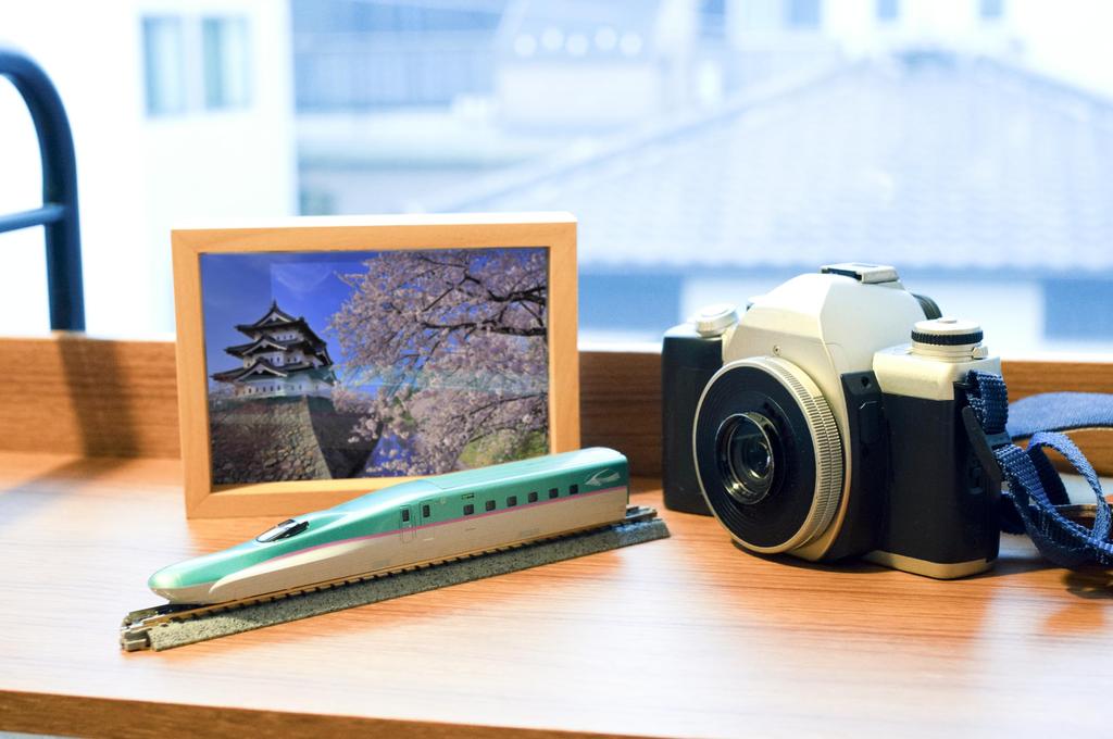 KATO Модель поезда железной дороги Shinkansen Komachi серии N Gauge E6 12-003