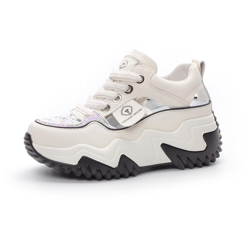 Летние новые универсальные босоножки с полым верхом на толстой подошве женские повседневные дышащие маленькие белые туфли на платформе с увеличенной высотой