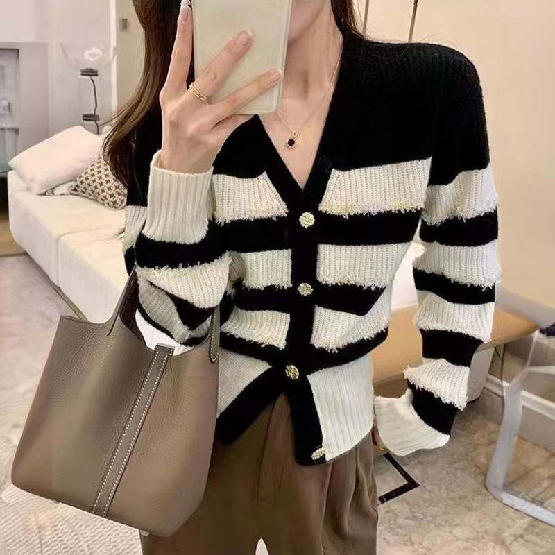 Кардиган-свитер 2023, весенний полосатый вязаный кардиган с v-образным вырезом и корейским уникальным коротким верхом, женственный свитер