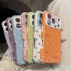 Чехол с принтом «Следы медведя» на весь экран для iPhone 14Pro, 15Pro, 16Pro и 17Pro – Мультяшный дизайн и цветовое блокирование