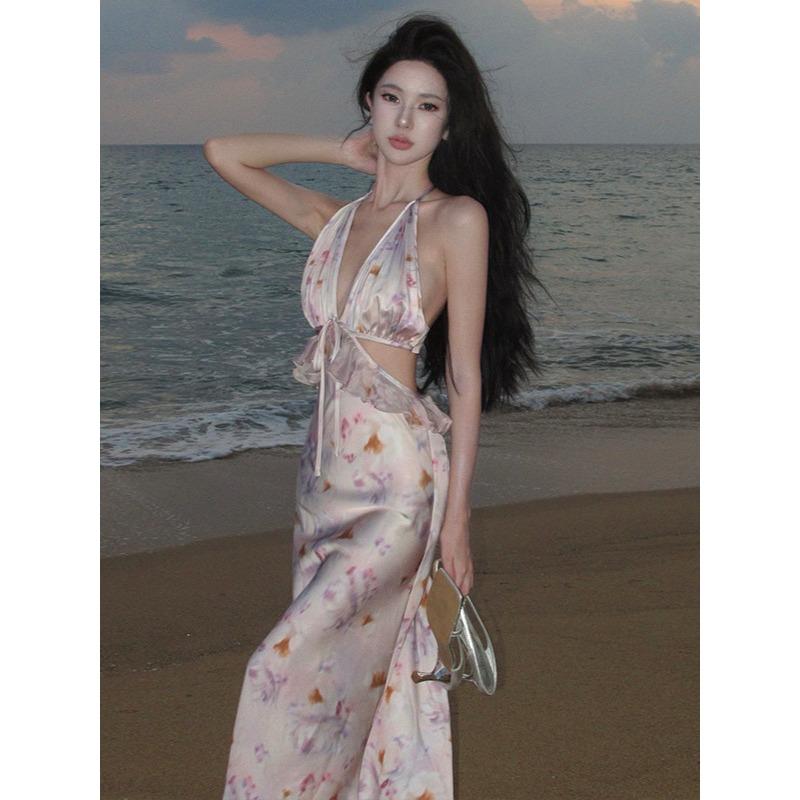Design Hollow Waist Sexy Fashion Halter Neck Dress Women's Summer Seaside Vacation Dress