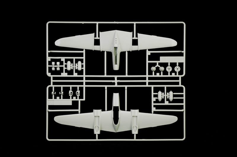 Место Italeri 1/72 Американский P-38J Lightning времен Второй мировой войны Пластиковая модель IT1446 (Самолет)