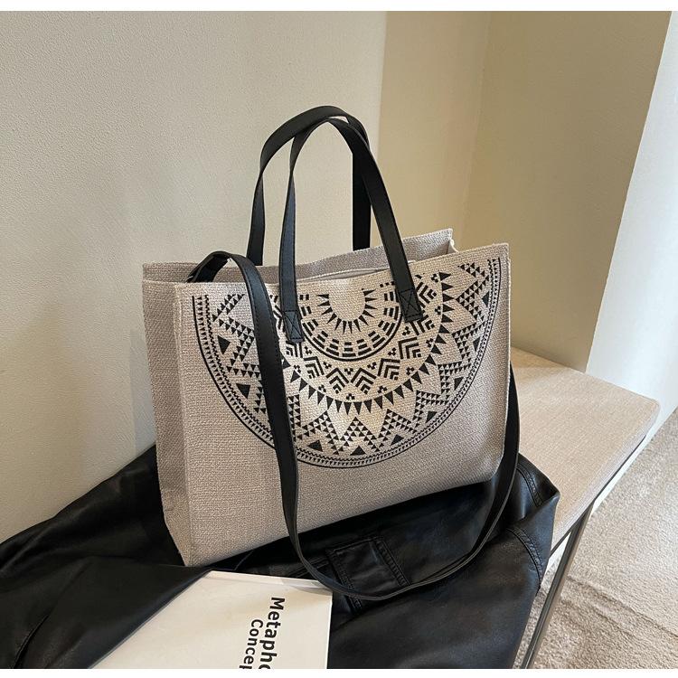 Women's Handbag Professional Commuter Shoulder Printed Canvas Bag Stylish Simple Large Capacity Mommy Tote Bag