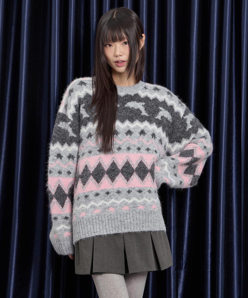 WAIKEI Dolphin Hairy Graphic Knit Gray
