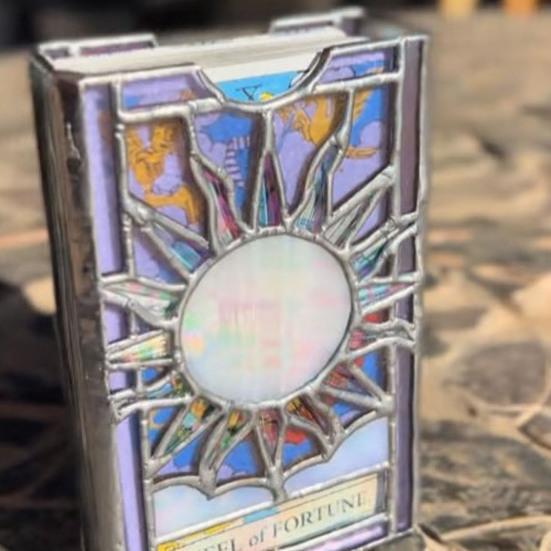 Кейс для карт Таро из витражного стекла Мистическое Солнце и Луна Держатель для карт Таро Ручная работа Защитный кейс для хранения карт Таро стандартного размера