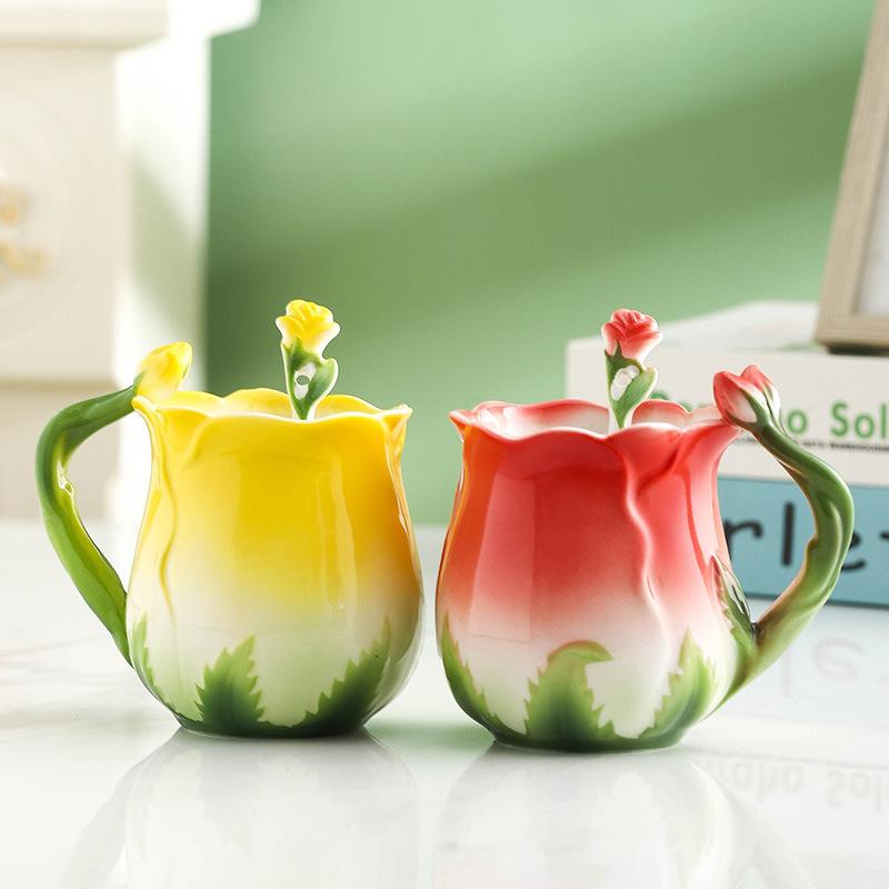 3D Роза Цветок Кофейная кружка Керамические кофейные чашки Бытовая чашка для завтрака молока с ложкой Летняя Зимняя посуда для напитков Подарки на день рождения