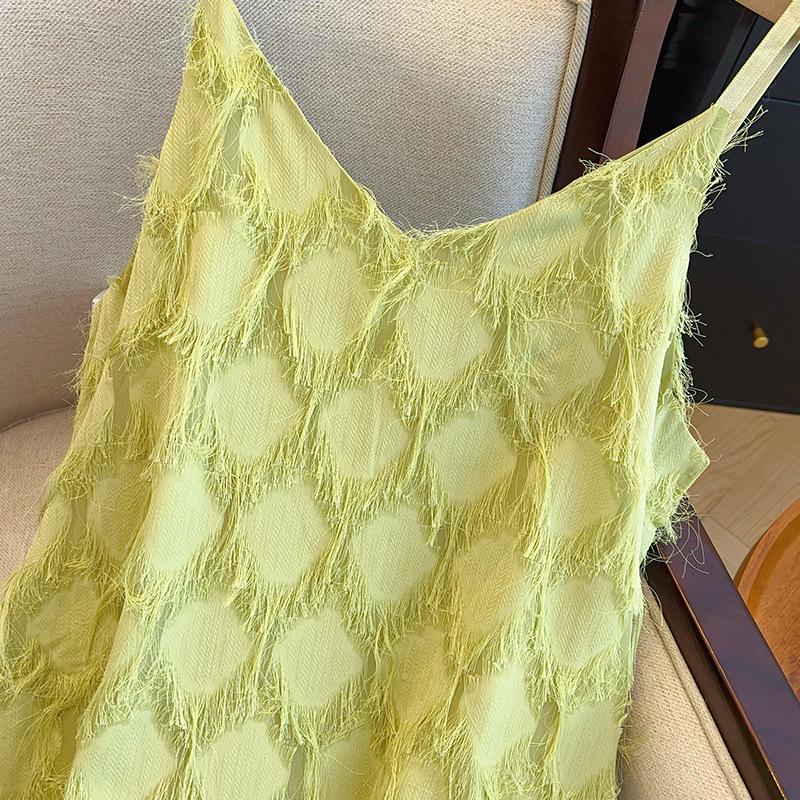 Комплект женского платья-майки с бахромой и вязаного кардигана больших размеров Весна/Лето 2025