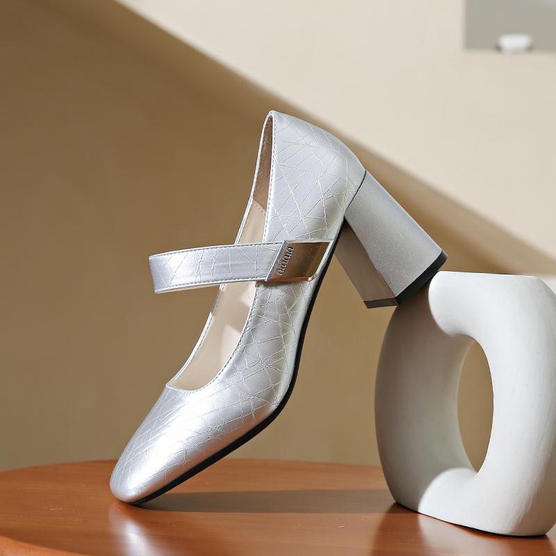 Fashion Women's Mary Janes Shoes 2024 Summer New Patent Leather Shoes French Square Toe Banquet Wedding High Heels Women's Sandalias