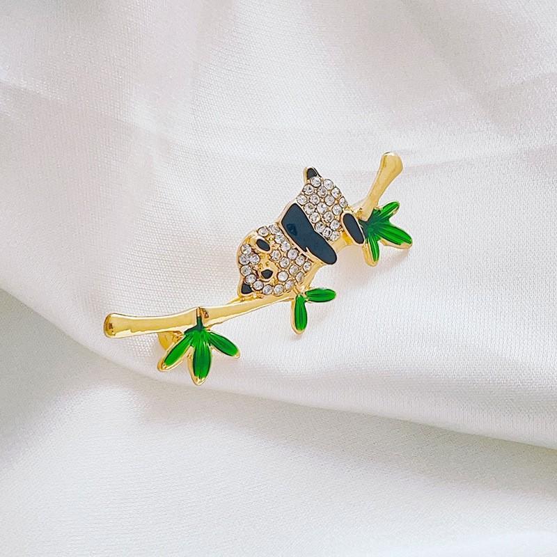 Милая симпатичная панда бамбуковая брошь в виде животного для женщин, ювелирные изделия, модные эмалевые булавки со стразами, украшение на лацкан рубашки, шляпы, подарок на вечеринку