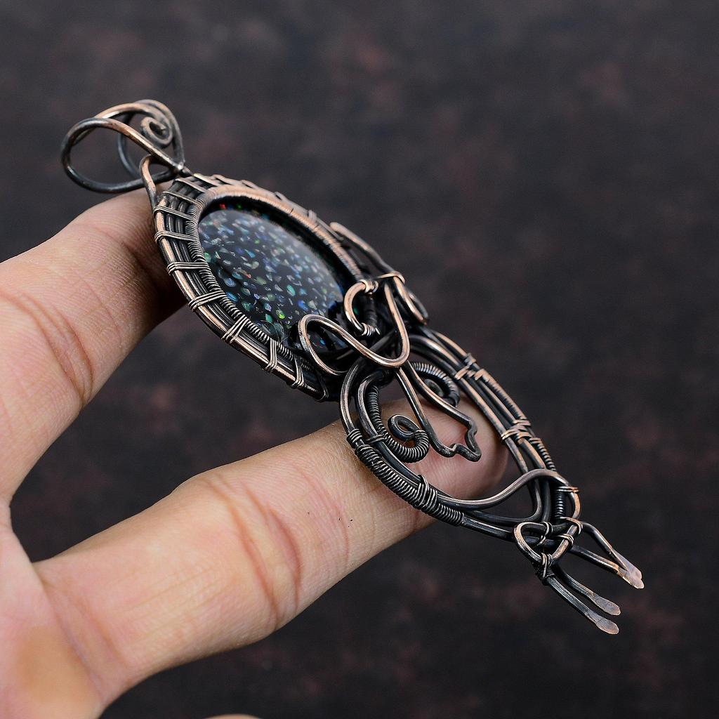 Черный эфиопский опал кулон медная проволока обернутая кулон ручной работы медные украшения драгоценный камень кулон потрясающий проволочная обертка ювелирные изделия подарок на помолвку