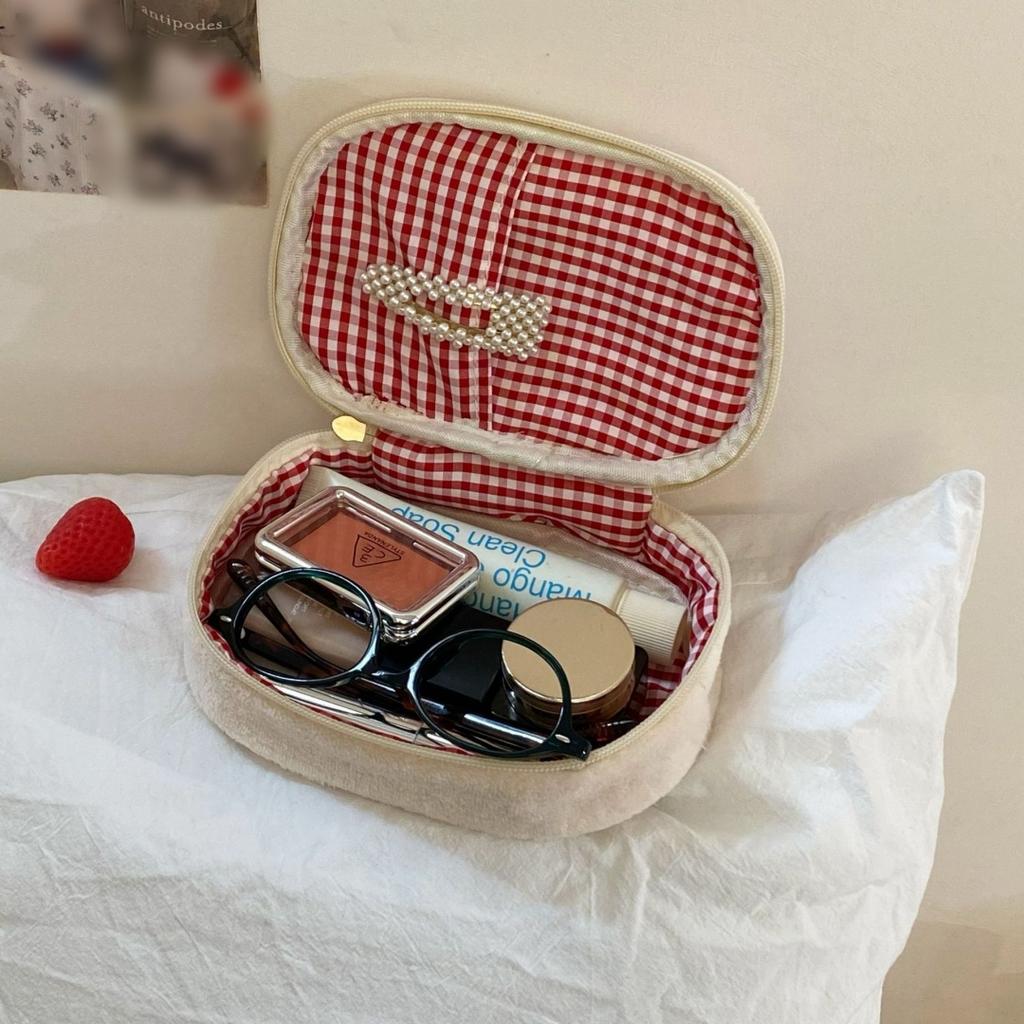 Strawberry Sandwich Makeup Bag Portable Large Capacity Women Multifunctional Plush Toiletry Cosmetics Case