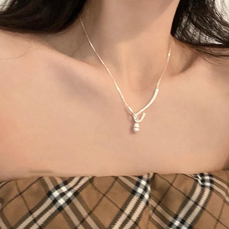 Серебряная цепочка на ключицы с жемчугом S925: Японско-корейская холодная эстетика, универсальный дизайн для женщин