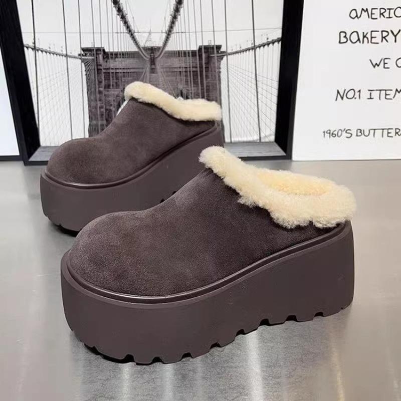 Fashion Winter New Baotou Slippers Women's Fashion Round Head Suede Slip-on Thick Soles Comfortable Slope Heel Shoes