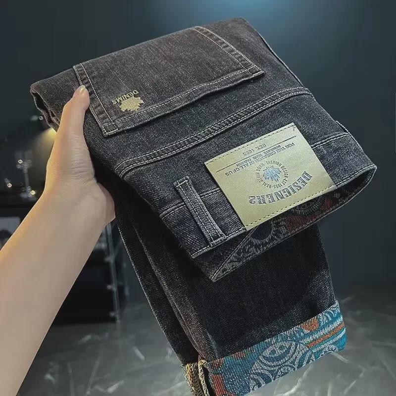 Мужские джинсы Slim-Fit с вышивкой и модным принтом на весну и осень