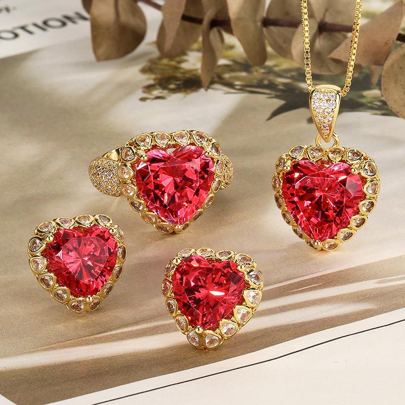 2025 Evening Dress Accessories Multi-Heart Design Blue Red Green High Carbon Diamond Pendant Necklace Earrings Ring Jewelry Set