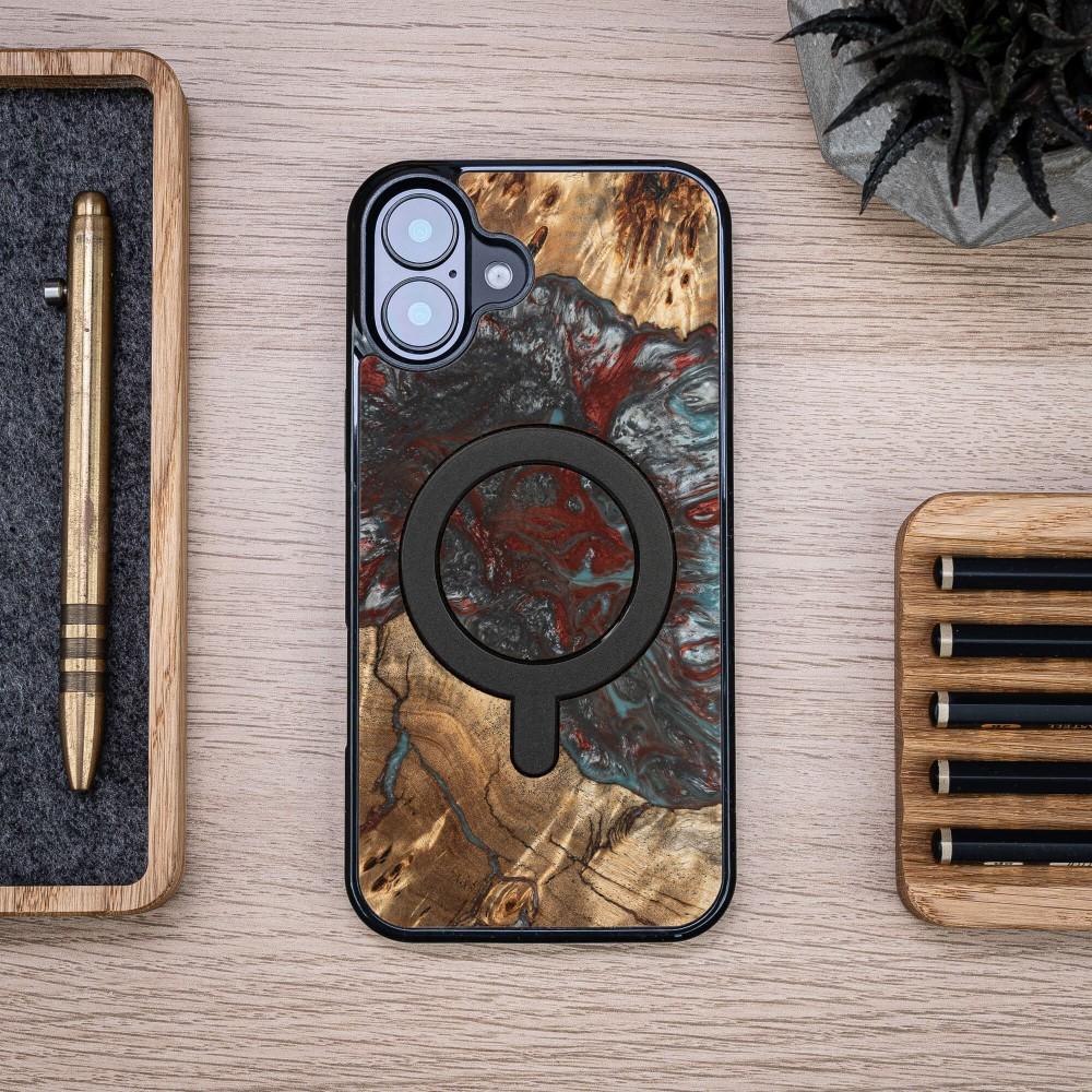 Bewood Unique case for iPhone 16 Plus - Planets - Pluto with MagSafe