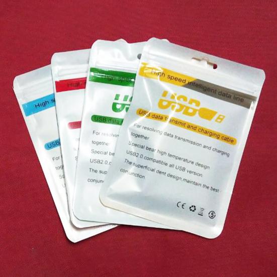 100 шт. пластиковый закрывающийся USB-кабель для передачи данных, упаковочная сумка с отверстием для подвешивания