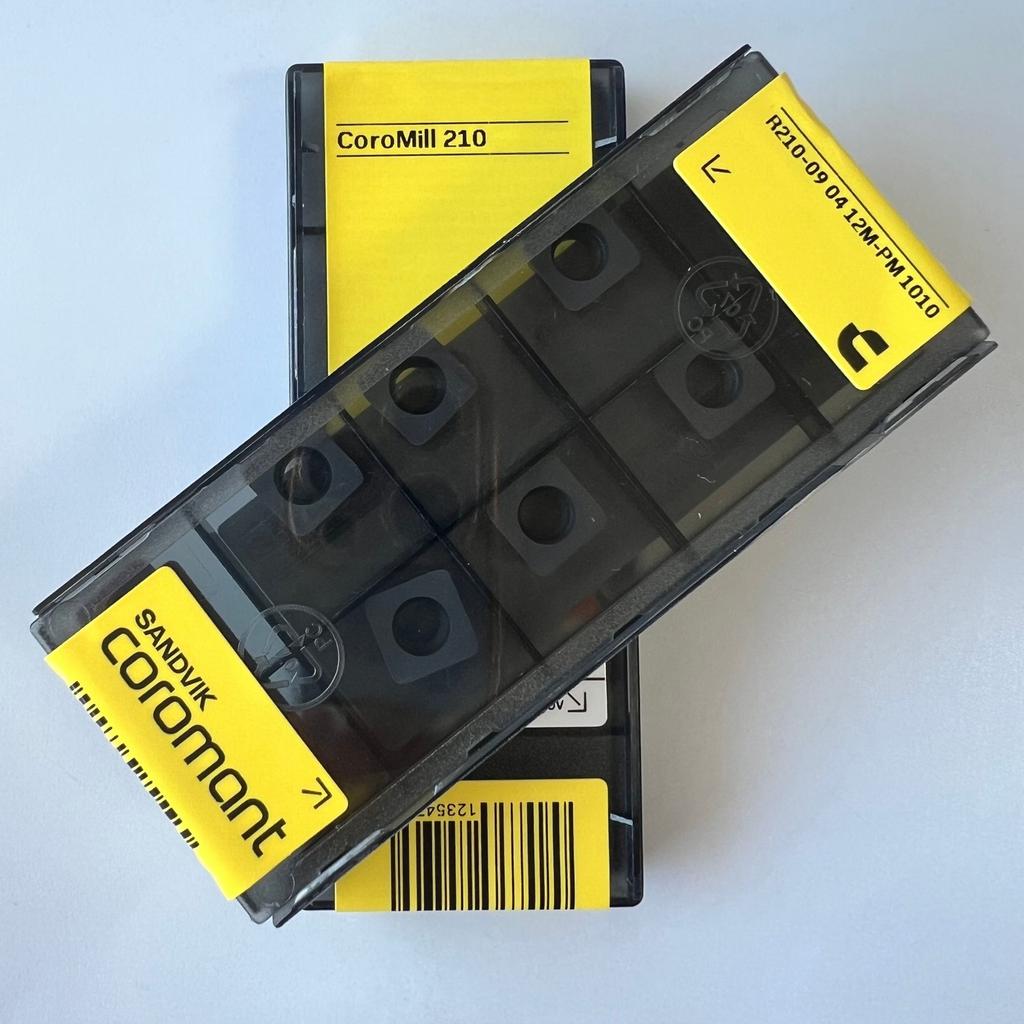 SANDVIK / R210-090412M-PM 1010 / Original Swedish hard alloy blade 10 Pcs