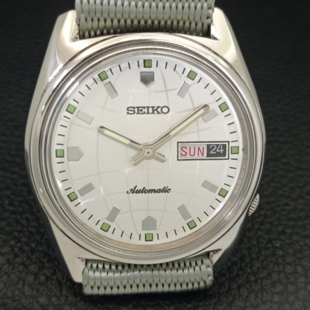 Seiko AUTOMATIC VINTAGE 6119C JAPAN MENS SILVER COLOR DIAL WATCH A702358-5 R124-a702358