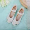 Qianzi 2024 Spring/Summer Hanfu-Inspired Embroidered Heel Shoes for Women