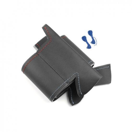 Кожаная оплетка рулевого колеса с красно-синей строчкой для BMW 5 серии F10 F11 2013-2017