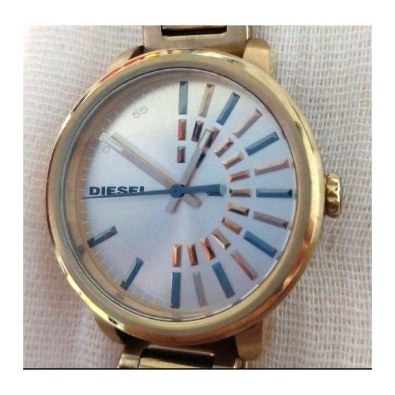 Used DIESEL Men's Watch Gold Analog Quartz (Battery Powered) No Accessories
