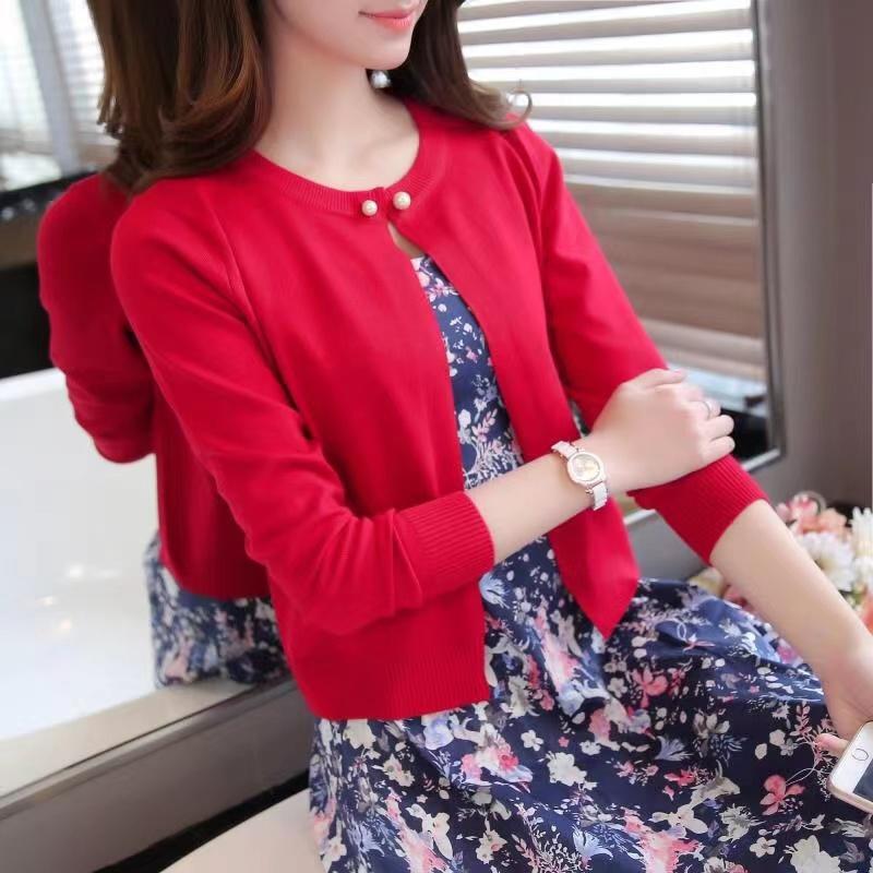 Вязаный кардиган женский 2019 осень с длинным рукавом женский свитер на одной пуговице черный белый