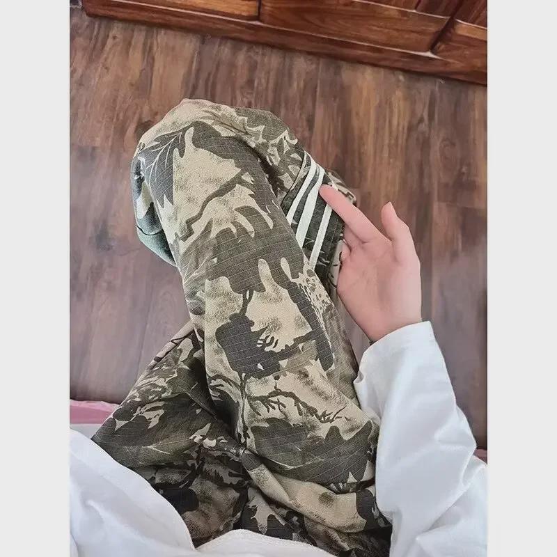 Мужской летний комбинезон в стиле ретро-камуфляж: Широкие брюки свободного кроя