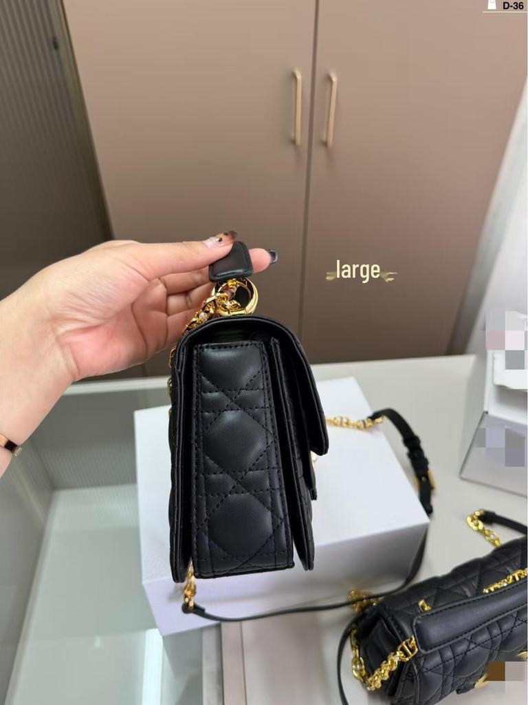 Сумка Jolie Series Cannage Pearl Chain Flap Bag, модель 2025, с несколькими отделениями.